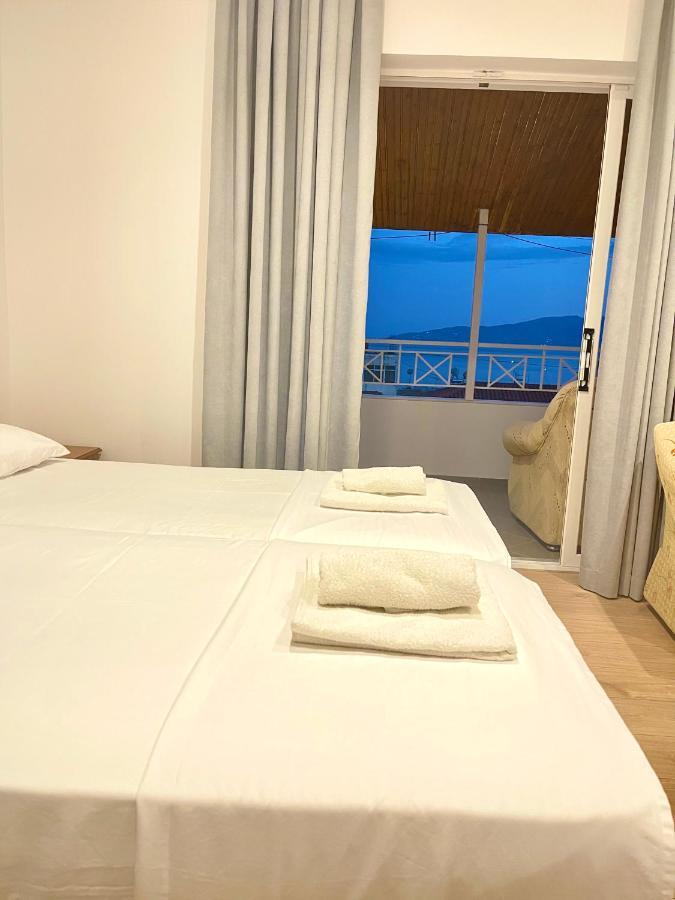 Hotel Aulona Sarandë Eksteriør billede