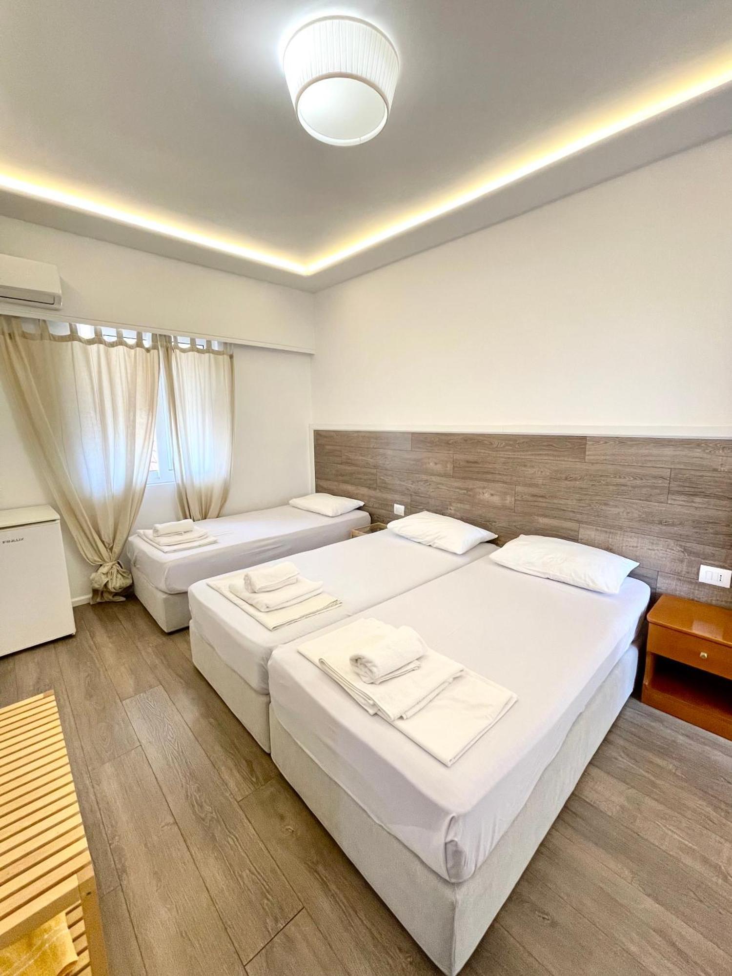 Hotel Aulona Sarandë Eksteriør billede