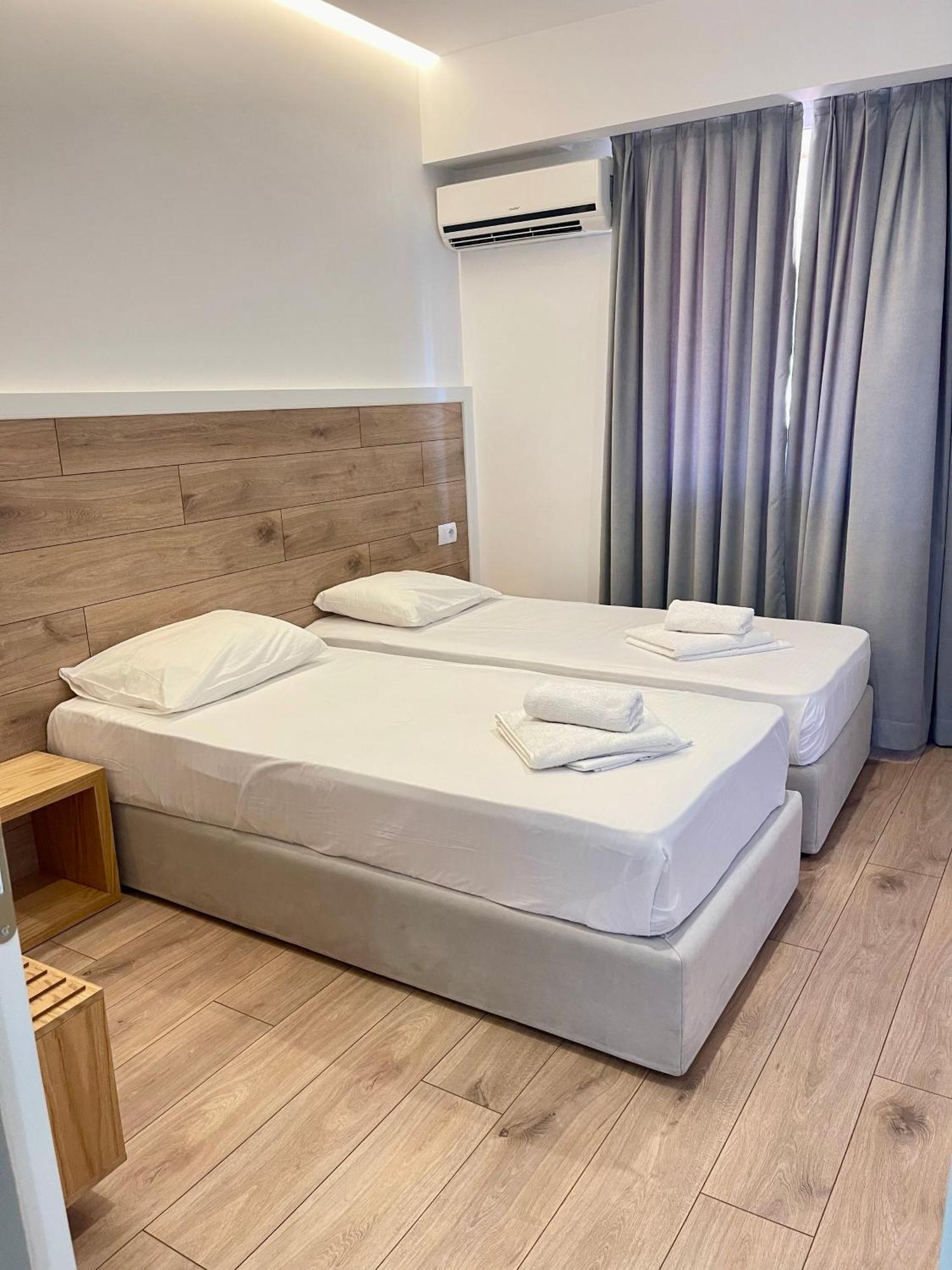 Hotel Aulona Sarandë Eksteriør billede