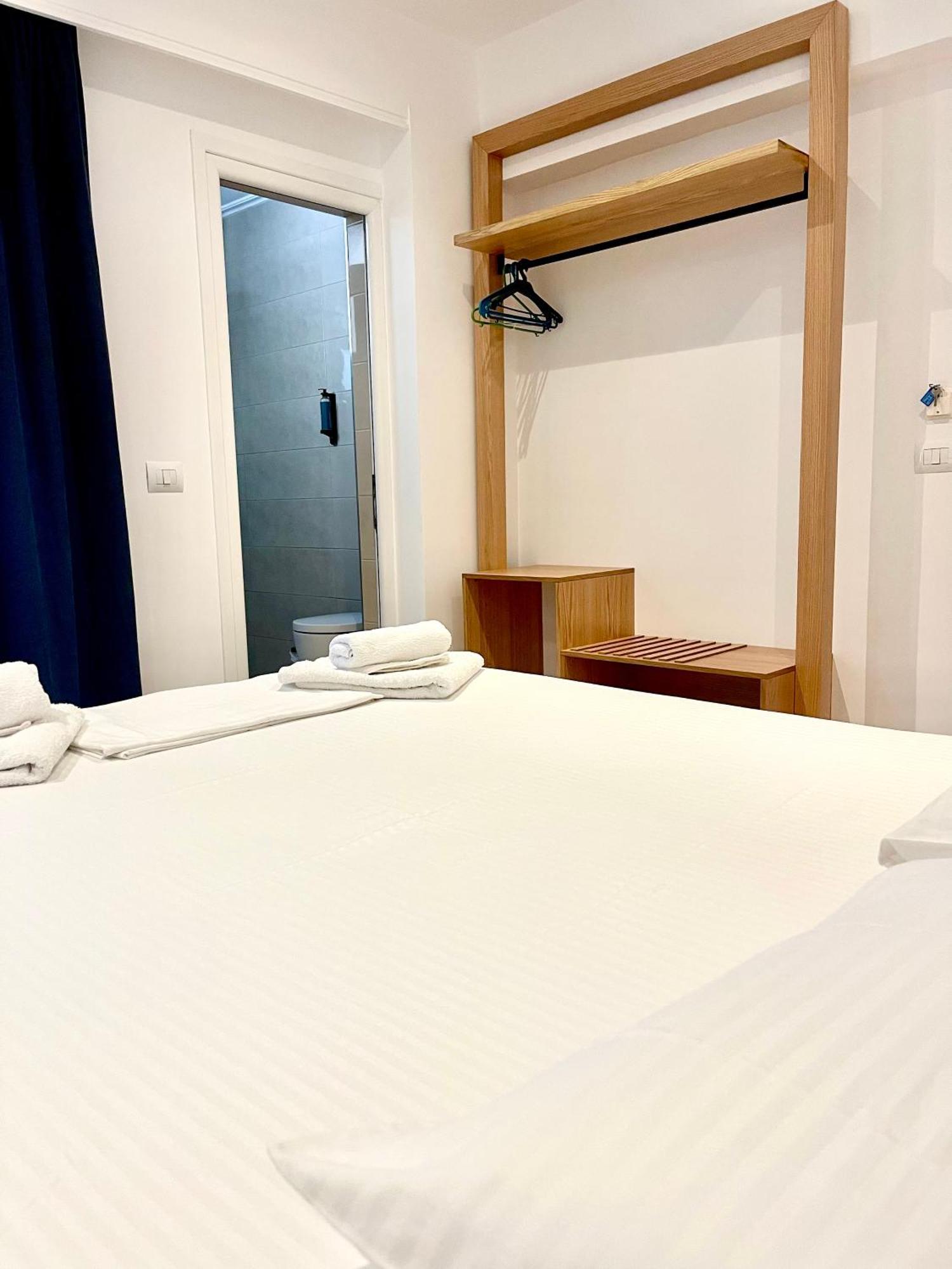 Hotel Aulona Sarandë Eksteriør billede
